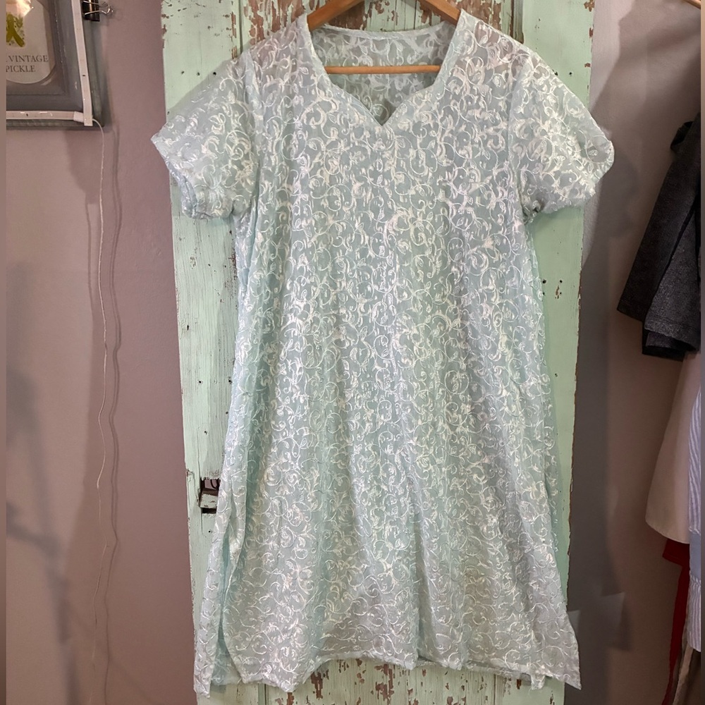 Women’s white and blue sheer nightgown